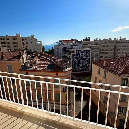Renove Au Suquet A Cannes